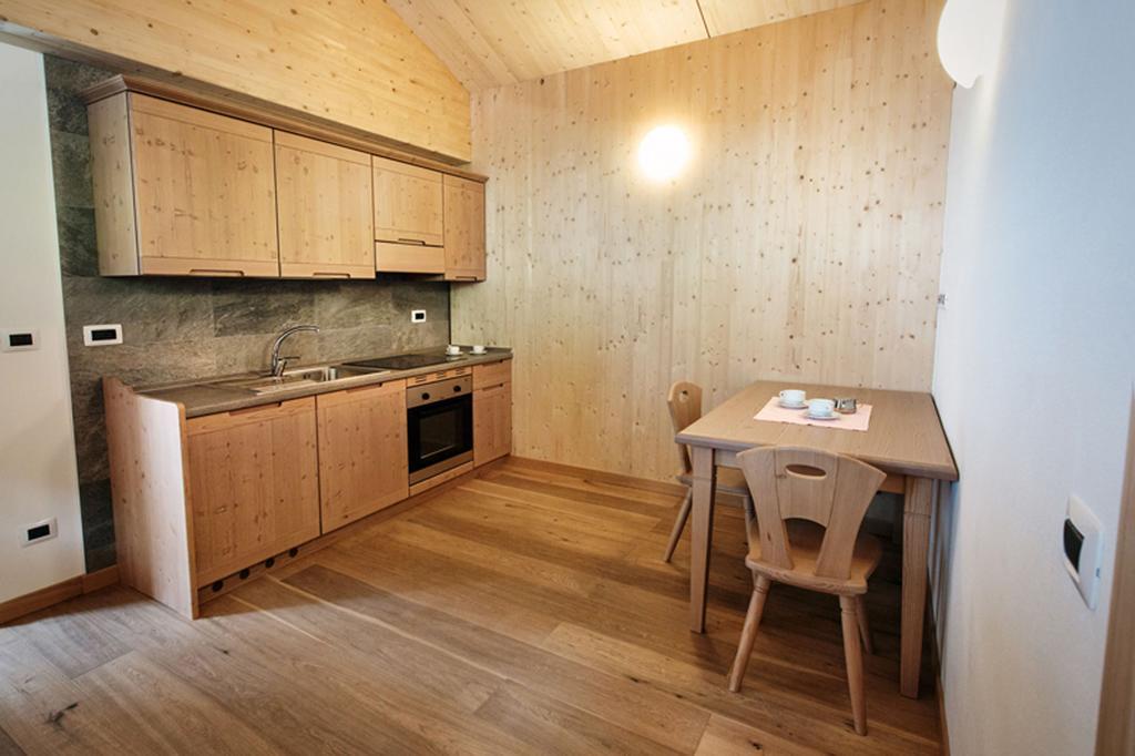 La Marmote Albergo Diffuso Di Paluzza Ronc Quarto foto